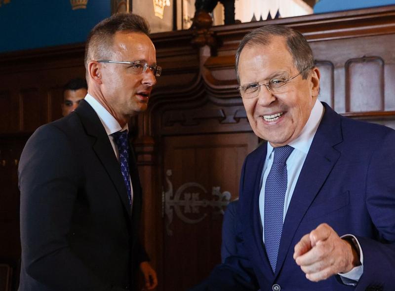 Lavrov máris megbeszélést folytatott Szijjártóval a Trump és Putyin közötti találkozót követően.